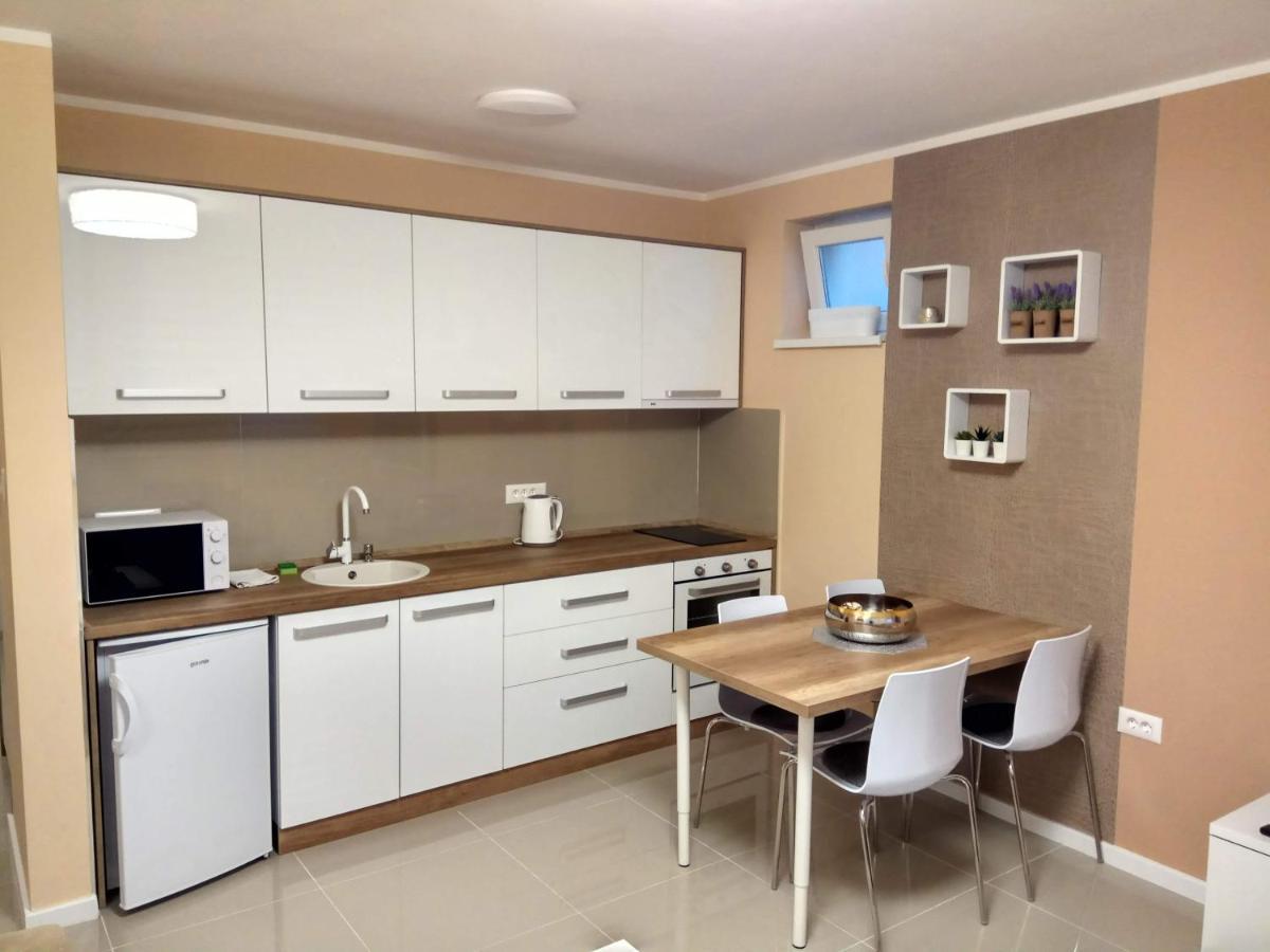 Apartment Cherry Gold Зренянин Екстер'єр фото