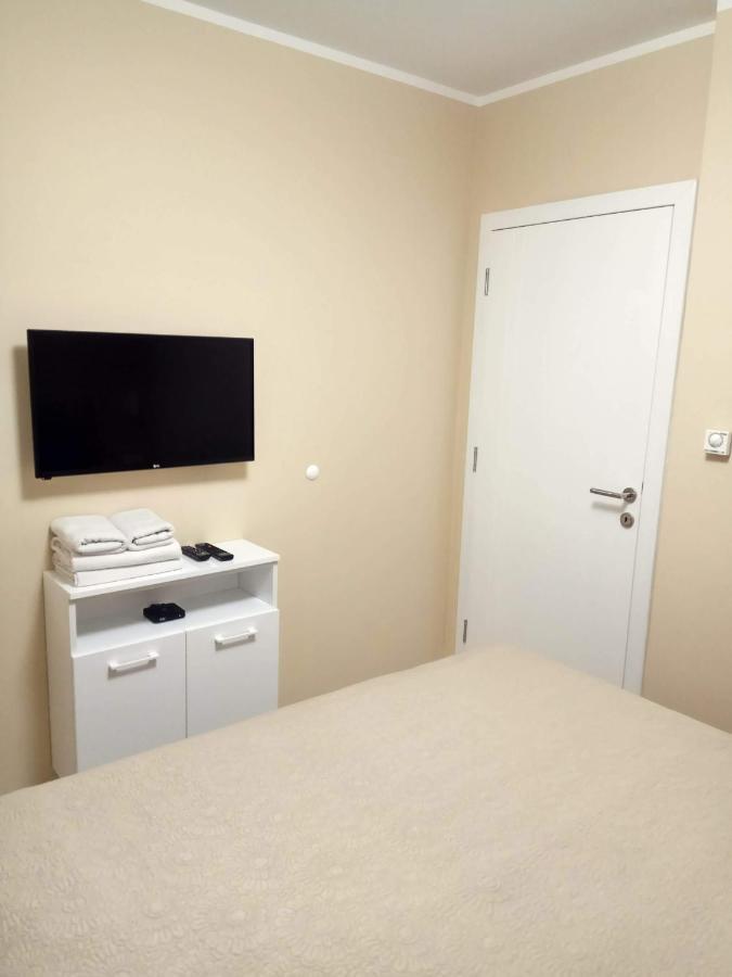 Apartment Cherry Gold Зренянин Екстер'єр фото